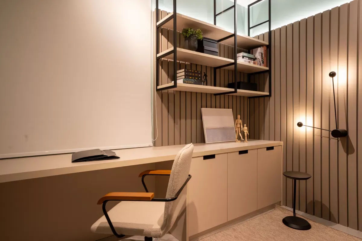 Home office planejado linha Apartamento — Italínea Class Móveis